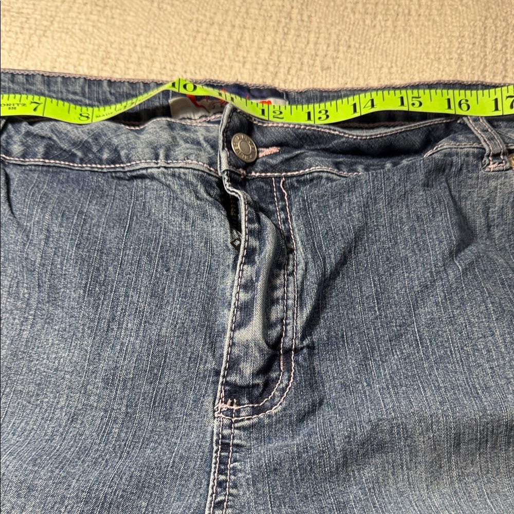 Blue Women Jeans capri with Rainbow Detail - Picture 6 of 10